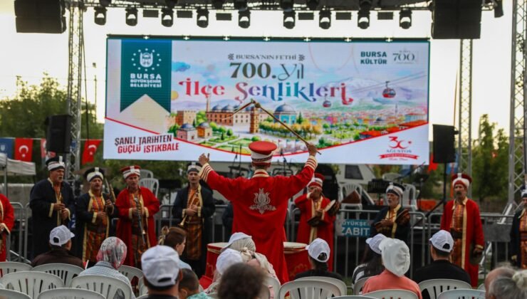 Bursa’da Fetih Gururu Zafer Bayramı Coşkusu ile Birleşti