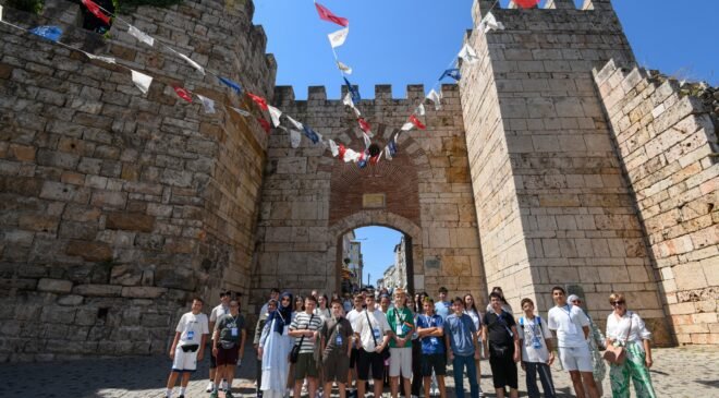 Bursa’da  Kardeş Şehirlerin Gençleri Buluştu