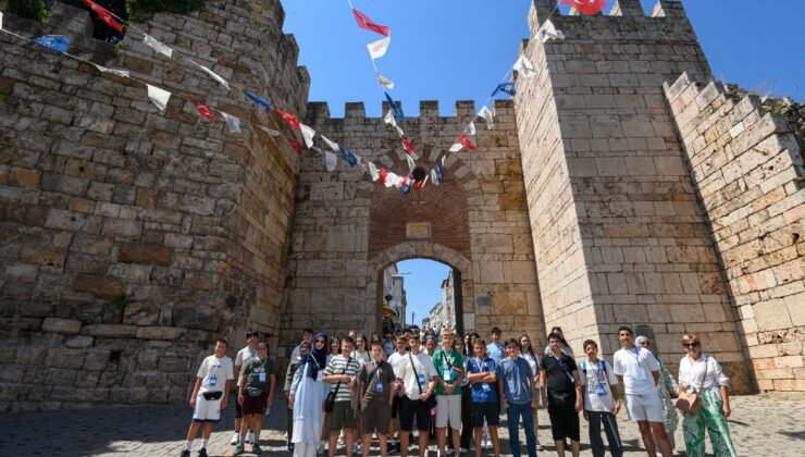 Bursa’da  Kardeş Şehirlerin Gençleri Buluştu