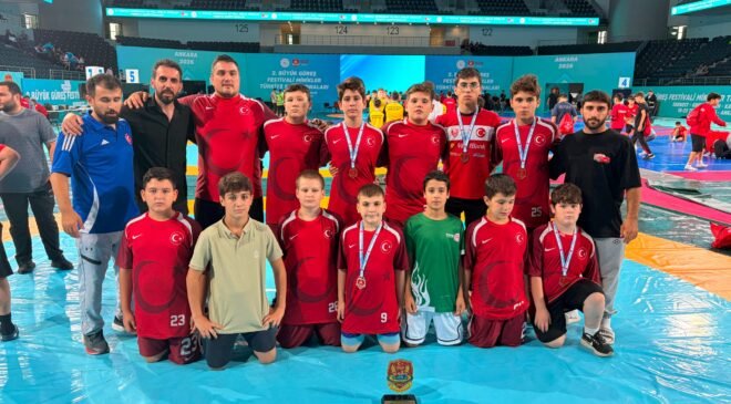 Osmangazi Belediyespor’lu Şampiyon Güreşçiler Başarıdan Başarıya Koşuyor