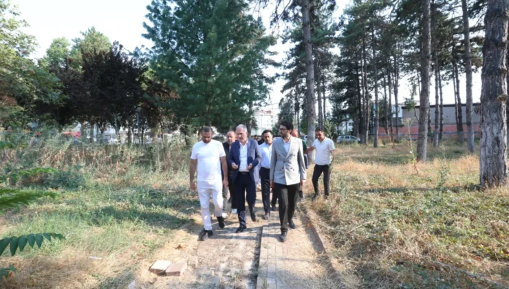İnegöl’de Kuğulu Park Yeniden Hayat Buluyor