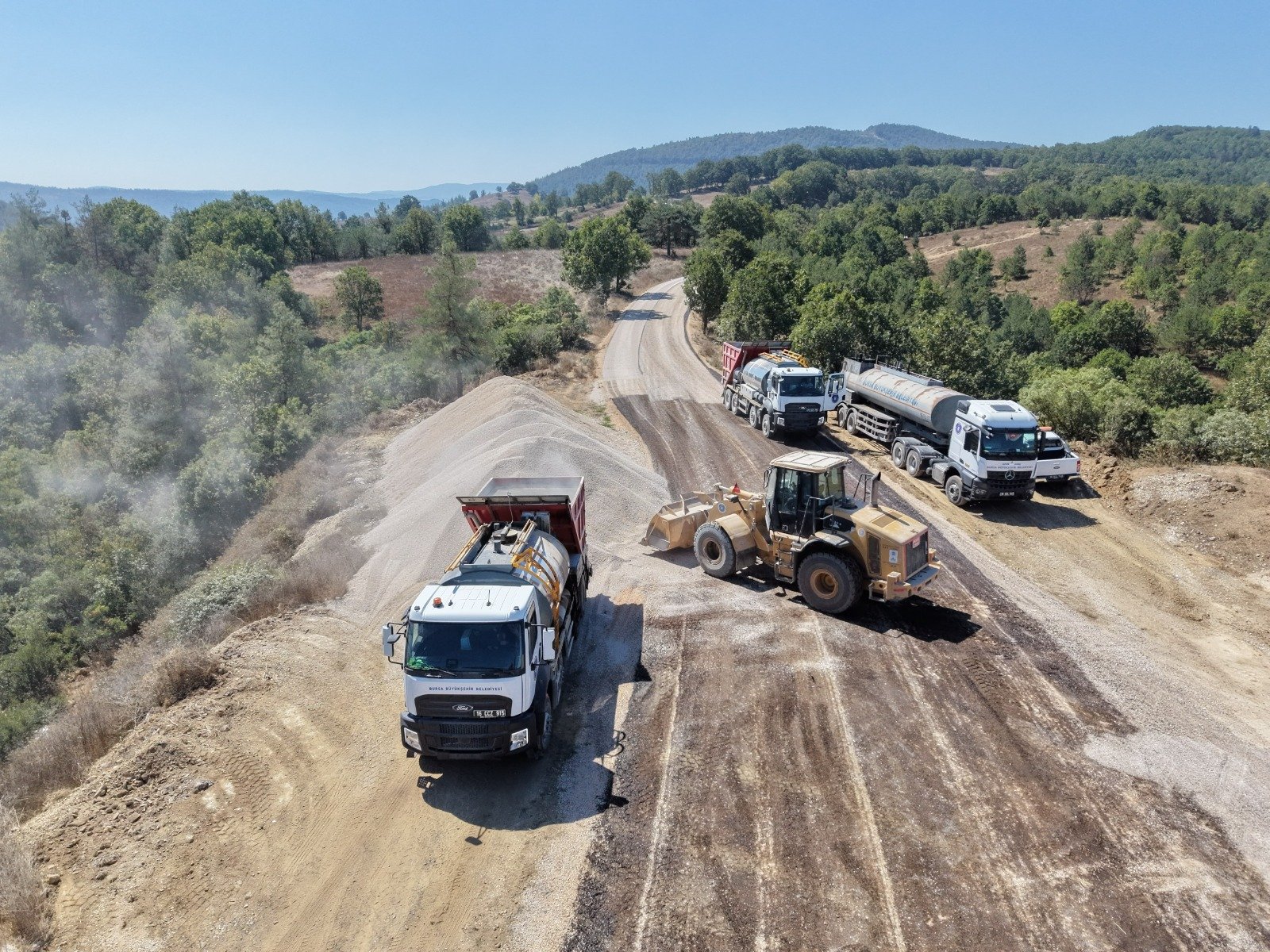 Bursa’nın 4 İlçesine Toplam 32,5 Kilometre Yeni Yol Çalışması