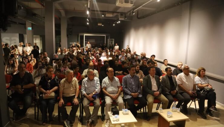 Bursa’da Karagöz  İzleyiciyle Buluşuyor