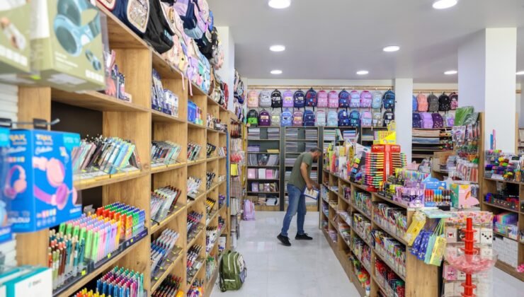 Büyükşehir Belediyesi 23 Bin 468 Çocuğa  Kırtasiye Desteği Sağladı