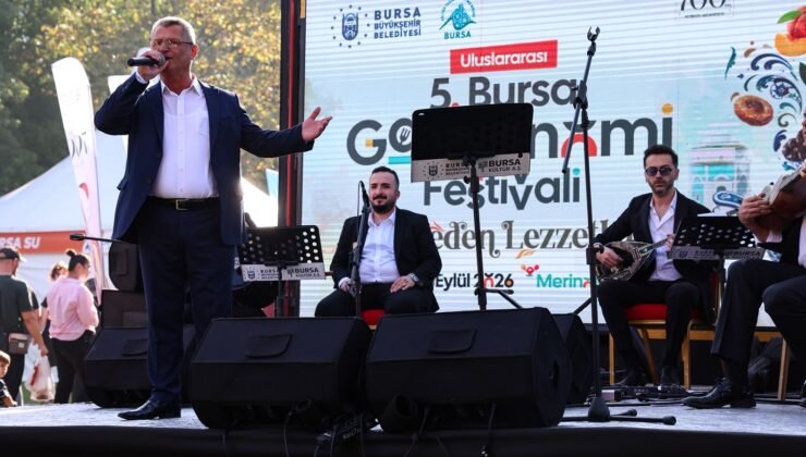 Bursa Gastronomi Festivalinde Müzik Ziyafeti