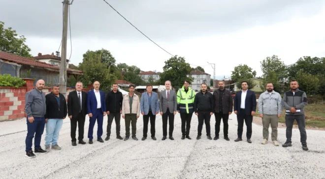 İnegöl Kurşunlu Mahallesinde 8 Sokakta Sathi Kaplama Yapıldı