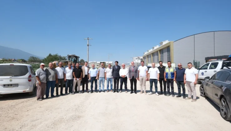 105 Adada Yol Kaplama Çalışmaları  Başladı