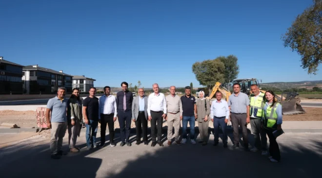 İnegöl Belediyesi Alanyurt Yeni Mahallede Yeni Semt Sahası Çalışması Başlattı