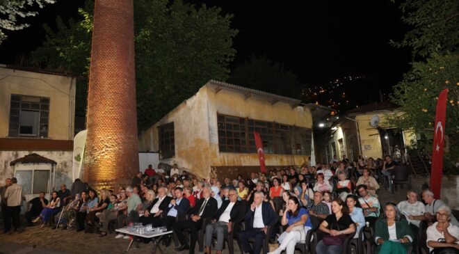 Romangal’ın Tarihi Dokusu Dünya Ezgileriyle Bir Araya Geldi