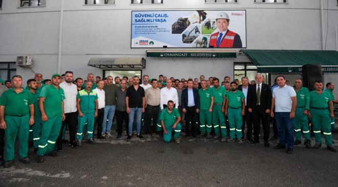 Osmangazi Belediye Başkanı Erkan Aydın Güne Temizlik Emekçileriyle Başladı