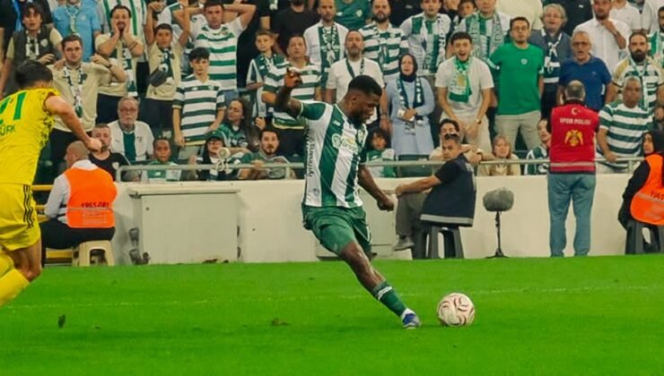 Bursaspor 2     Esenler Erokspor  2