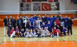 İnegöl Belediyespor Erkek Voleybol Takımı 5’te 5