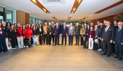 Büyükşehir Belediyesi Başkan Vekili Şahin Biba’dan Üniversitelilere Mesaj Sizin Olanı Size Sunuyoruz