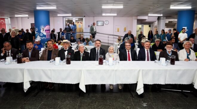 Büyükşehir Belediyesi Başkan Vekili Şahin Biba Huzurevi Sakinleriyle Buluştu