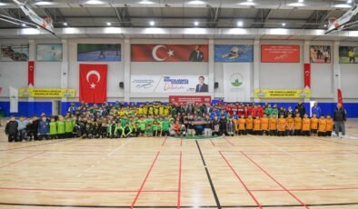 Osmangazi Belediye Başkanı Erkan Aydın Sporun ve Sporcunun Yanında