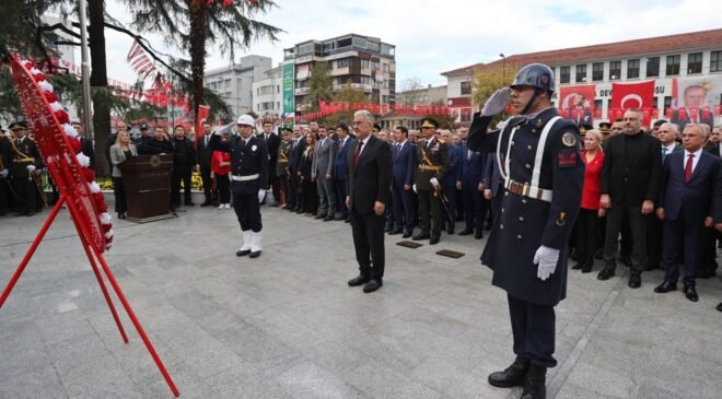 Bursa’da Cumhuriyetimizin 103. Yıl Dönümü Coşkuyla Kutlandı