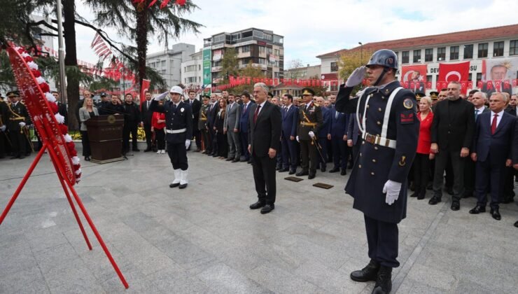 Bursa’da Cumhuriyetimizin 103. Yıl Dönümü Coşkuyla Kutlandı