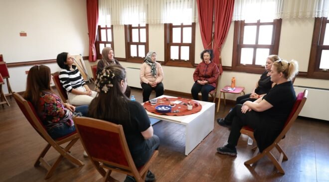Osmangazi’de Pembe Kurdelenin  Ötesinde Uzanan Dayanışmanın Önemi