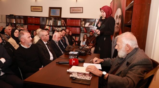 Osmangazi’de Yahya Kemal’in Düşünce Dünyası Anlatıldı