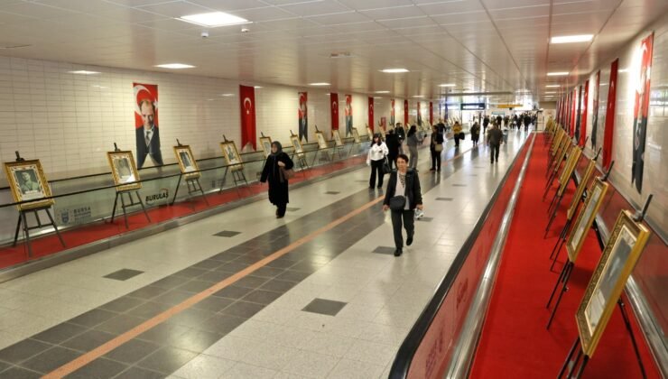 Büyükşehir Belediyesi’nden “Cumhuriyet’in Yüzleri” Sergisi