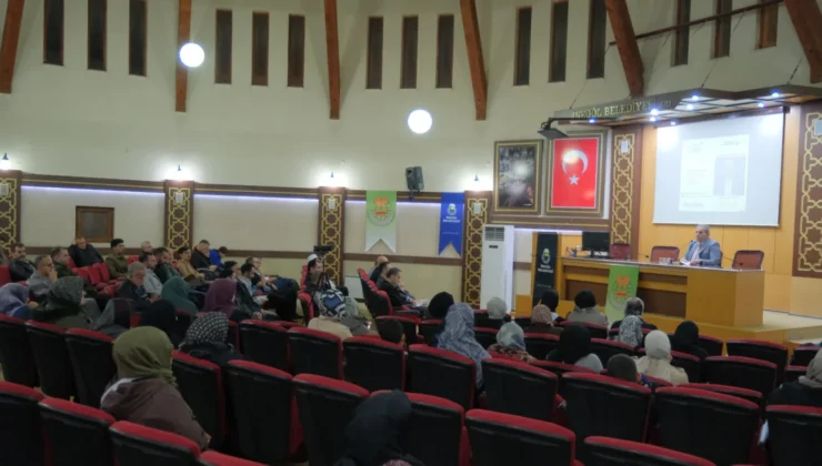 İnegöl’de Aile Okulunda “Sofradan Sohbete Aile” Semineri Gerçekleştirildi