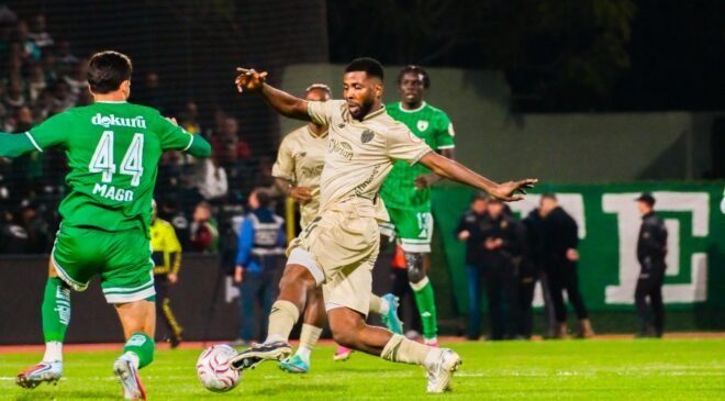 Muğlaspor   0 . 3   Bursaspor